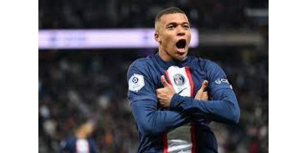 L'avenir de Mbappé reste un mystère